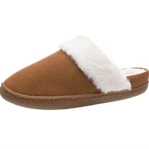 NIB Colorxy Fuzzy Women House Slippers Size 9/10